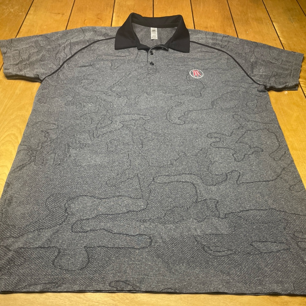 UNRL Barstool Performance Polo Size Large Black and Gray Camo